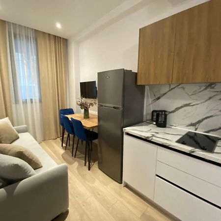 Brand New Apts Located At The City'S Main Square-100 Mbs Wifi Durrës Exterior foto