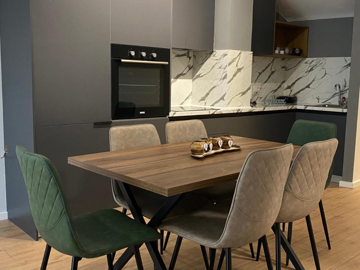 Brand New Apts Located At The City'S Main Square-100 Mbs Wifi Durrës Exterior foto