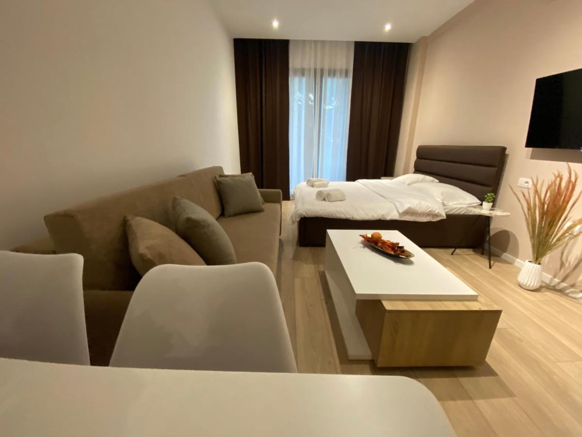 Brand New Apts Located At The City'S Main Square-100 Mbs Wifi Durrës Exterior foto